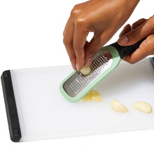 Load image into Gallery viewer, OXO "Good Grips" Etched Garlic & Ginger Zester