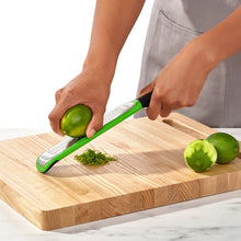 Load image into Gallery viewer, OXO "Good Grips" Etched Zester