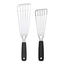 Load image into Gallery viewer, OXO "Fish Spatula" - Stainless Steel