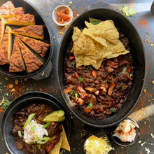 Load image into Gallery viewer, Ironclad "The Old Dutch" 4.5L Double Dutch Oven