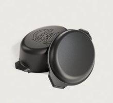 Load image into Gallery viewer, Ironclad "The Old Dutch" 4.5L Double Dutch Oven