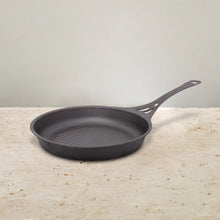 Load image into Gallery viewer, Solidteknics "AUS-ION" Grill Frypan 26cm