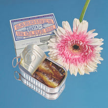 Load image into Gallery viewer, Siesta Co "Sardines" - Extra Virgin Olive Oil