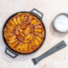 Load image into Gallery viewer, Ooni "Cast Iron Skillet Pan"