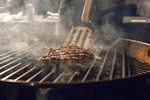 Load image into Gallery viewer, GrillGrate "Weber Kettle Set" - 22"/57cm