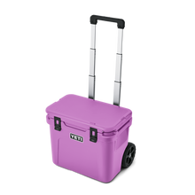 Load image into Gallery viewer, YETI "Roadie" 32 - Wheeled Hard Cooler
