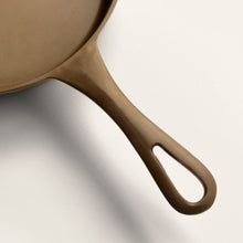 Load image into Gallery viewer, Ironclad "Lil' Legacy Pan" 20cm Cast Iron Skillet
