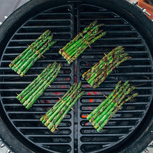 Load image into Gallery viewer, Kamado Joe &quot;Half-Moon Cast Iron Grate&quot;
