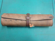 Load image into Gallery viewer, Maka Leathergoods &quot; Hunter Knife Roll&quot;
