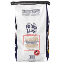 Load image into Gallery viewer, Blues Hog &quot;All Natural Hardwood Charcoal Briquettes&quot; - 7kg
