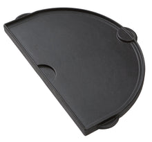 Load image into Gallery viewer, Primo &quot;Cast Iron Griddle Plate&quot; - Junior
